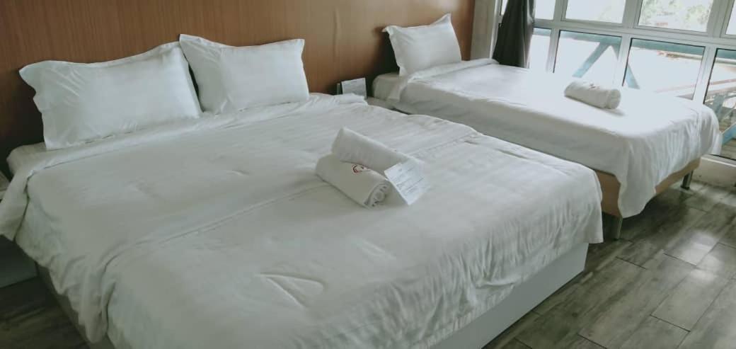 Rick Resort Teluk Intan Buitenkant foto
