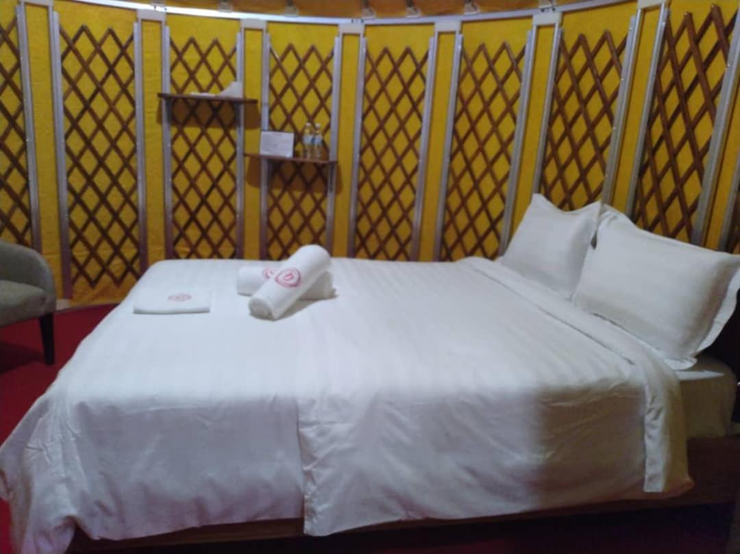 Rick Resort Teluk Intan Buitenkant foto