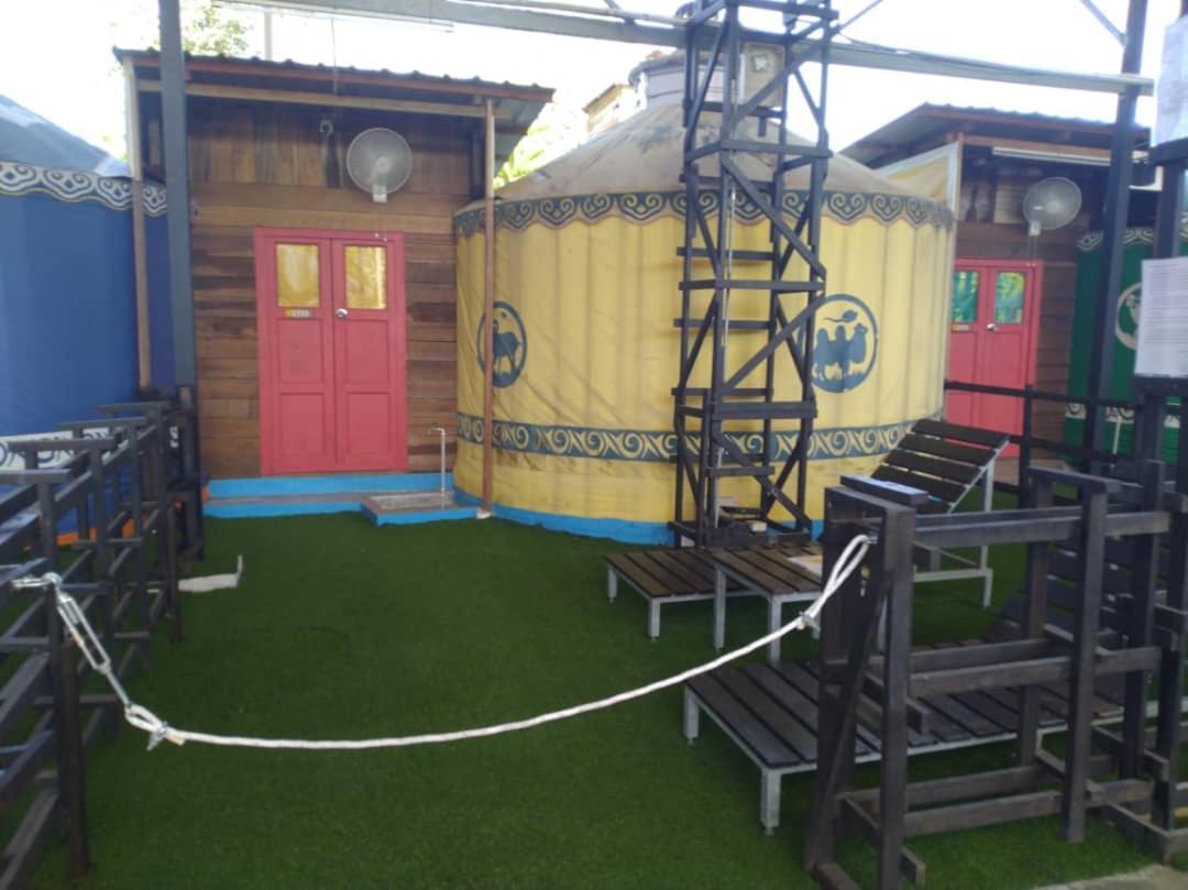 Rick Resort Teluk Intan Buitenkant foto