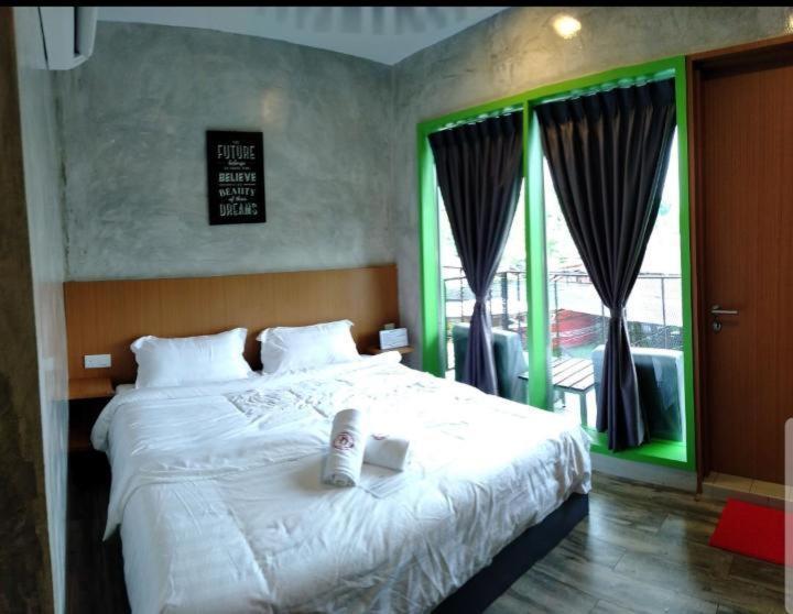 Rick Resort Teluk Intan Buitenkant foto