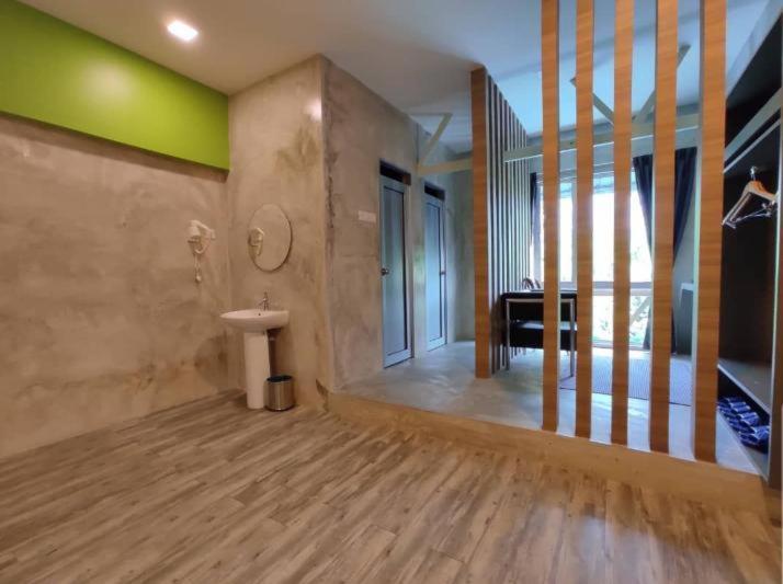 Rick Resort Teluk Intan Buitenkant foto