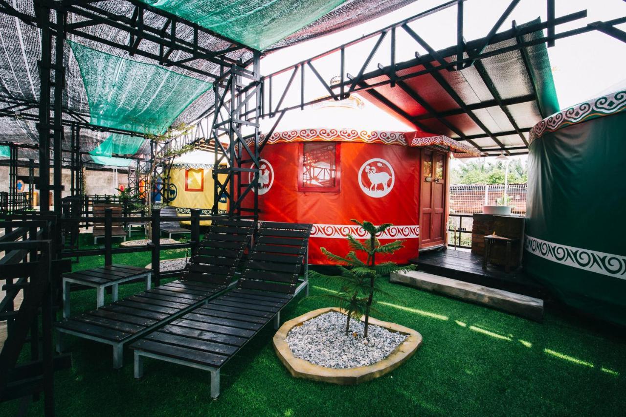 Rick Resort Teluk Intan Buitenkant foto